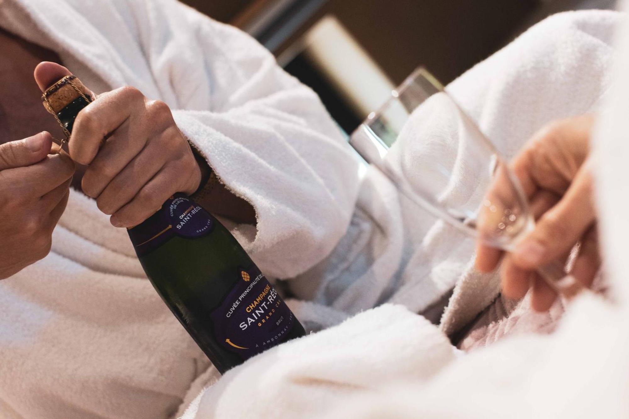Paddock Lodge - Suites Wellness & Chambres D'Hotes Stoumont Esterno foto